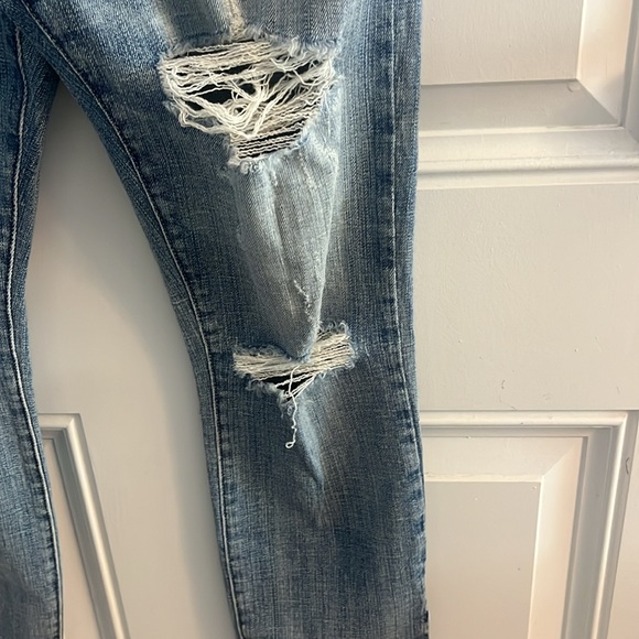 Revolve Pistola Sz 27 NWOT Denim Jean with Distressing - Picture 8 of 9